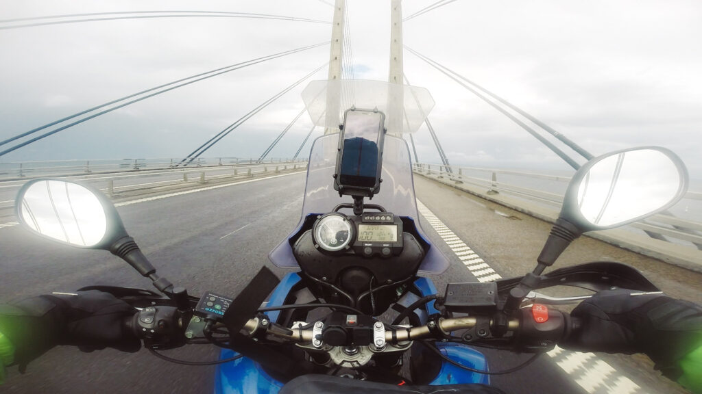 Ponte di Øresund in moto